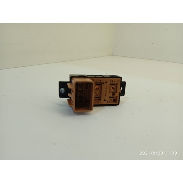 Botao Vidro Captiva Traseiro 2009 2010 2011 2012 2013 2016