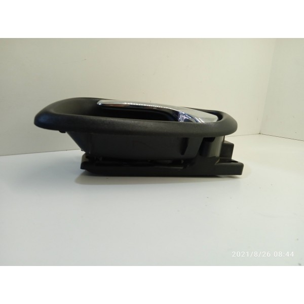 Macaneta Interna Freemont Journey Traseira Esquerd 2010/2018 Cromado Traseira