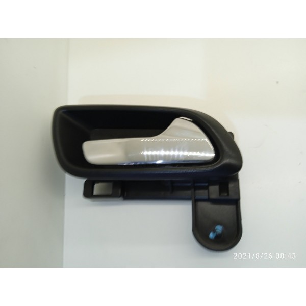 Macaneta Interna Freemont Journey Dianteira Direit 2012/2018 Cromado Dianteira