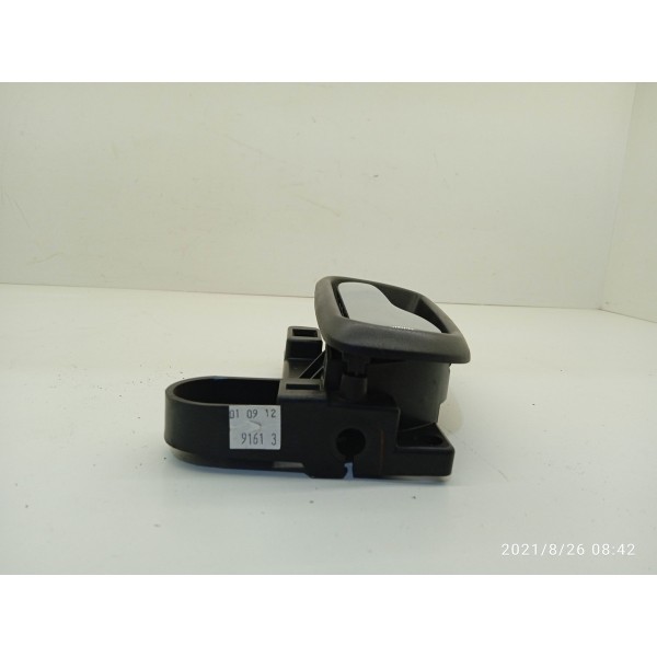 Macaneta Interna Traseira Direita Fiat Freemont 2010/2018 Cromado Traseira