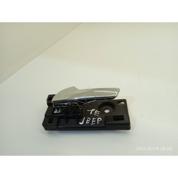 Macaneta Interna Grand Cherokee Traseira Esquerda 2010 /2013 Cromado Traseira