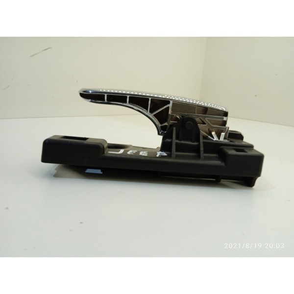 Macaneta Interna Grand Cherokee Dianteira Direita 2010/2013 Cromado Dianteira