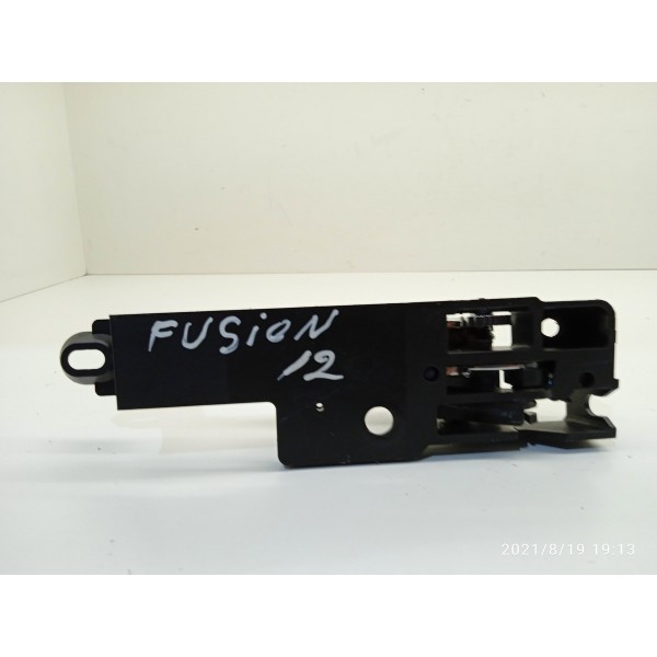 Macaneta Interna Dianteira Direita Ford Fusion 2006/2012 Cromado Dianteira