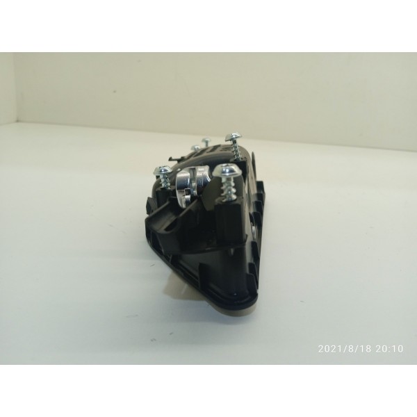 Macaneta Interna Audi A3 Traseira Direita 2016/2020 Original Cromado Traseira