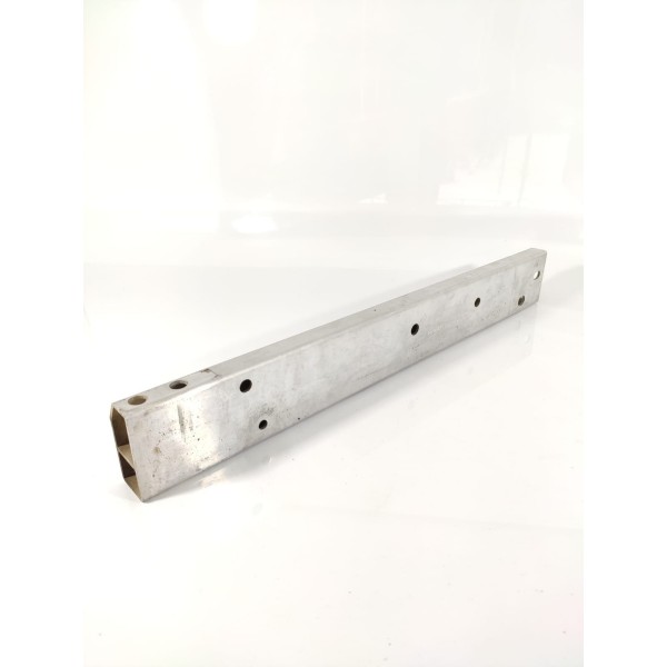 Travessa Radiador Mercedes Gla 200 250 Direita A2466230229