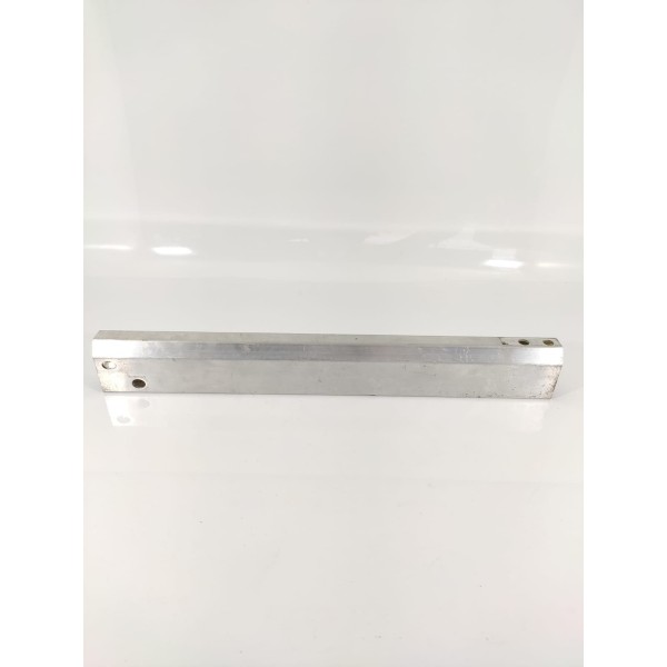 Travessa Radiador Mercedes Gla 200 250 Direita A2466230229