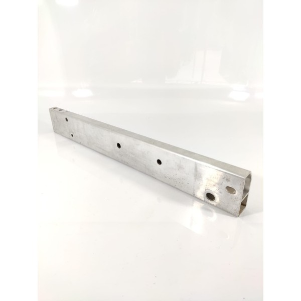 Travessa Radiador Mercedes Gla 200 250 Direita A2466230229