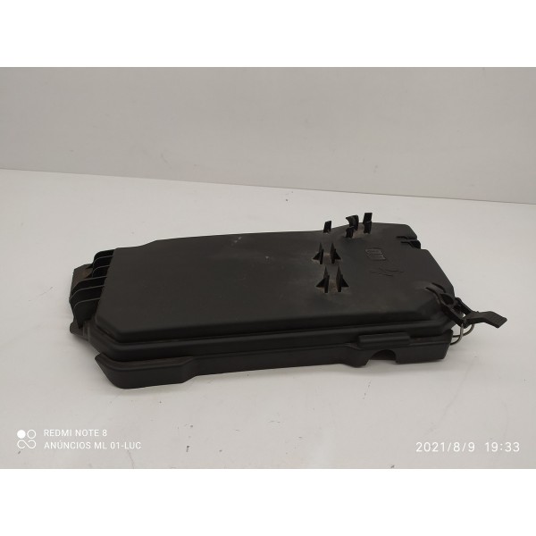 Tampa Caixa Fusiveis Mercedes C180 C200 07/2012 A2045400082