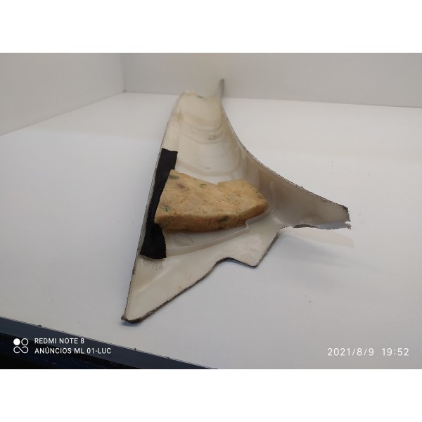 Moldura Coluna A Mercedes C180 C200 Esquerda 2007 A 2014
