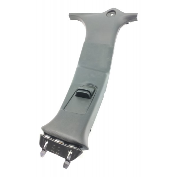 Acabamento Colun B Mercedes Gla Esq 200 250 A1766920100