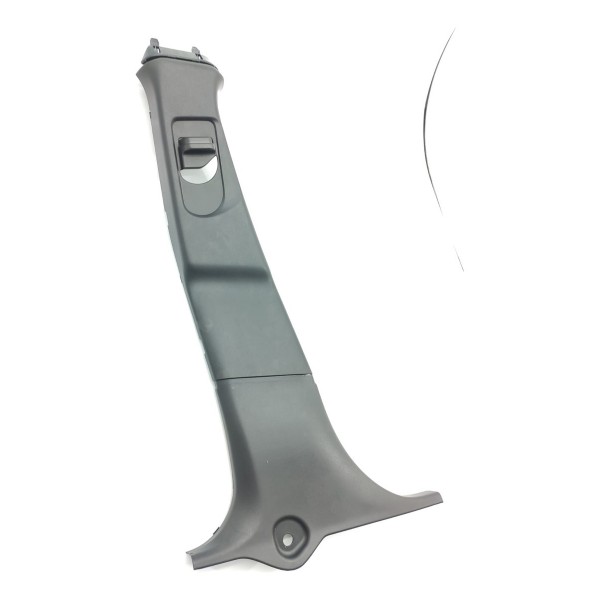 Acabamento Colun B Mercedes Gla Esq 200 250 A1766920100