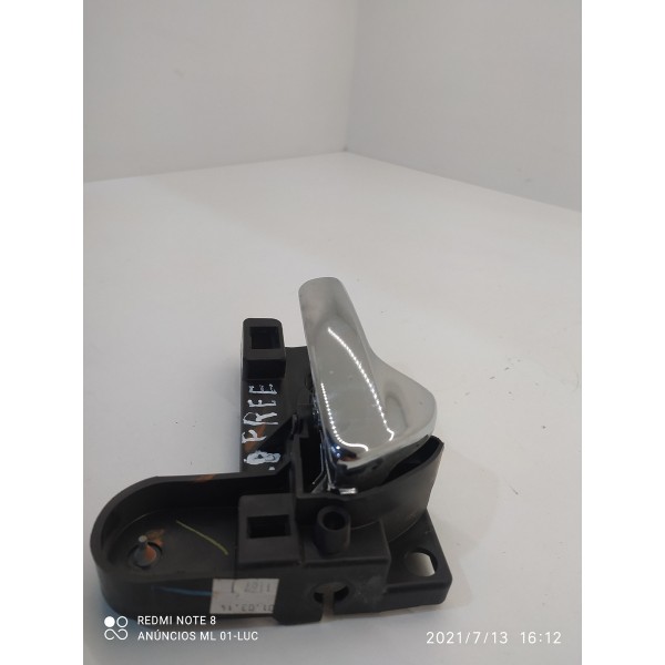 Maçaneta Interna Porta Freemont Dianteira Esquerda 2011/2016 Cromado Dianteira