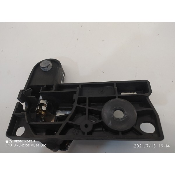 Macaneta Interna Porta Freemont Traseira Esquerda 2011/2016 Cromado Traseira