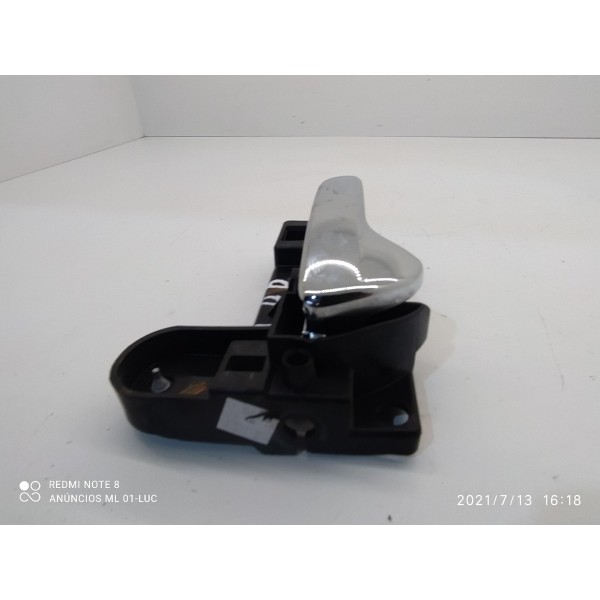 Macaneta Intern Porta Freemont Dianteira Direita 2011/2018 Cromado Dianteira