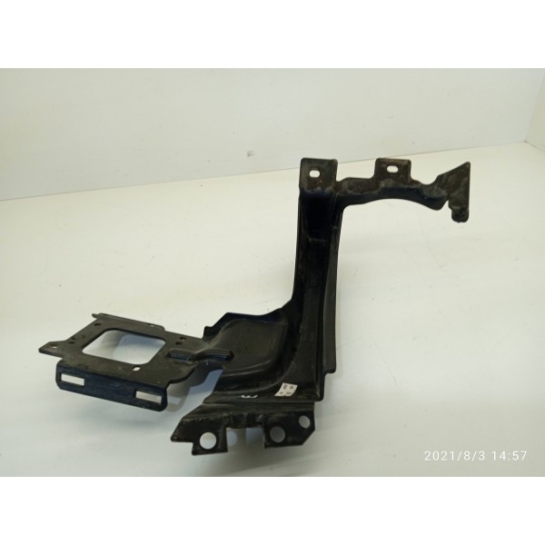 Guia Suporte Lanterna Evoque Esquerdo 2011/2016  Bj3217e801a