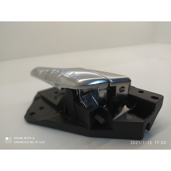 Macaneta Interna Porta Evoque Traseira Direita 2011/2018 Cromado Traseira