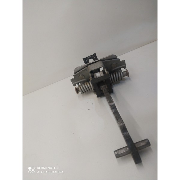 Limitador Porta Peugeot 3008 Dianteiro Direit 2013 2014 2016