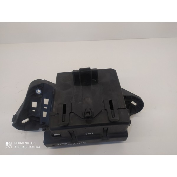 Caixa Bateria Auxiliar Mercedes Gla 200 2014 2015 2018