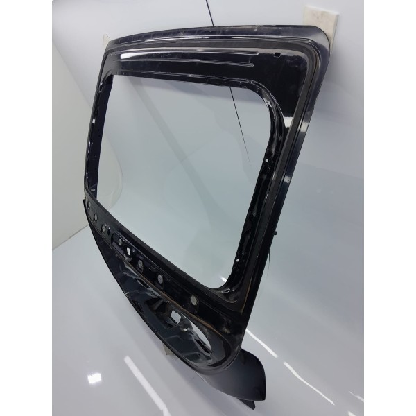 Tampa Traseira Veloster Lisa Preto