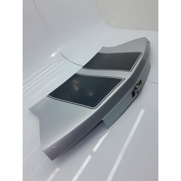 Tampa Traseira Camaro 2010/2015 Lisa Prateado