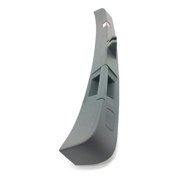 Acabamento Tampa Tras Mercedes Gla 200 250 2014 2022 /37329