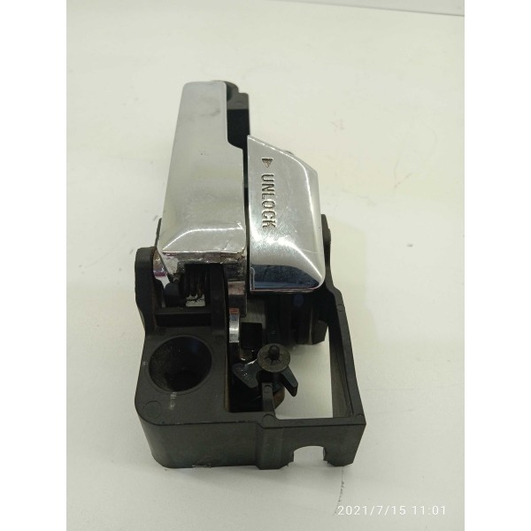 Macaneta Interna Fusion Traseira Dir 2006 2007 2009 2012 Cromado Traseira