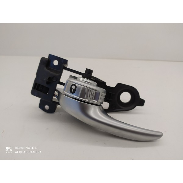 Maçaneta Interna Toro Renegade Dianteira Esquerda 2016/2022 Cromado Dianteira