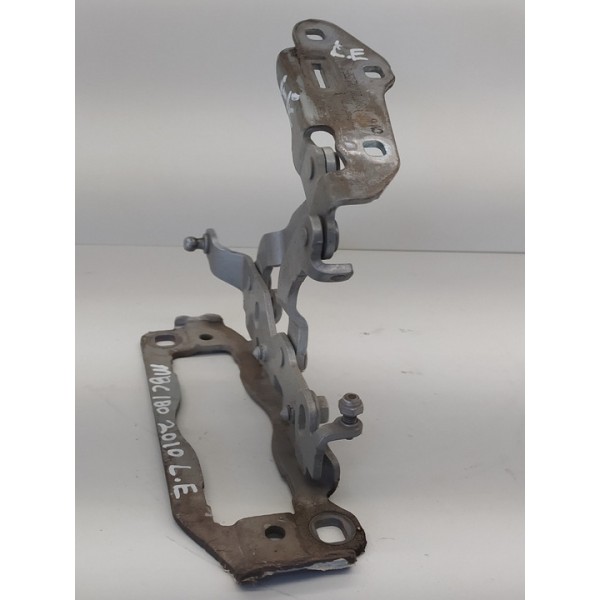 Dobradica Braco Capo Mercedes C180 C200 Esq 2014 A2048800728