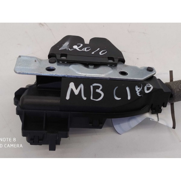 Fechadura Tampa Traseira Mercedes C180 2007/2014 A2047500185