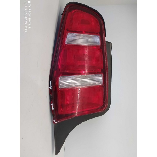 Lanterna Mustang Gt500 Esquerda 2010 2011 2012 2014 Detalhe Esquerdo/motorista Vermelho