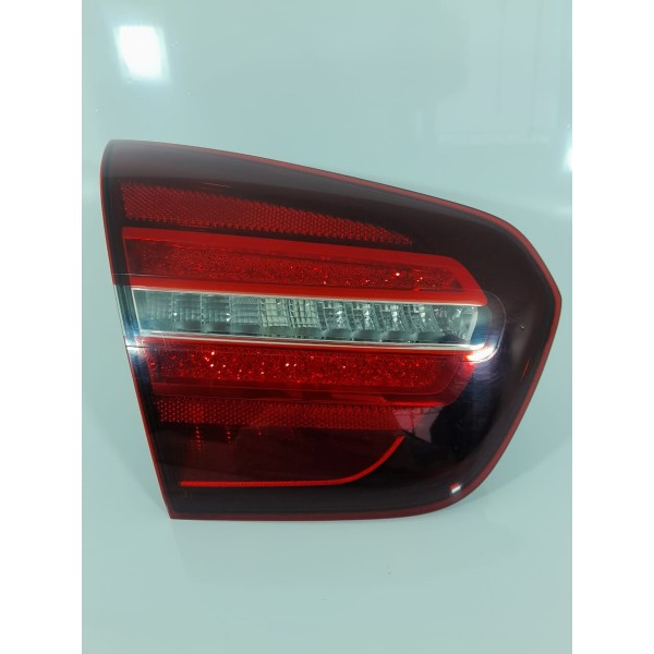 Lanterna Mercedes Gla 200 Esquer Tampa 2018 2020 A1569068700 Esquerdo/motorista Vermelho