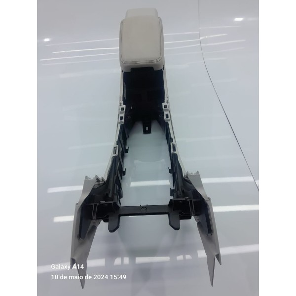 Console Mercedes Gla 200 2015 2016 2017 2020 A1766804601