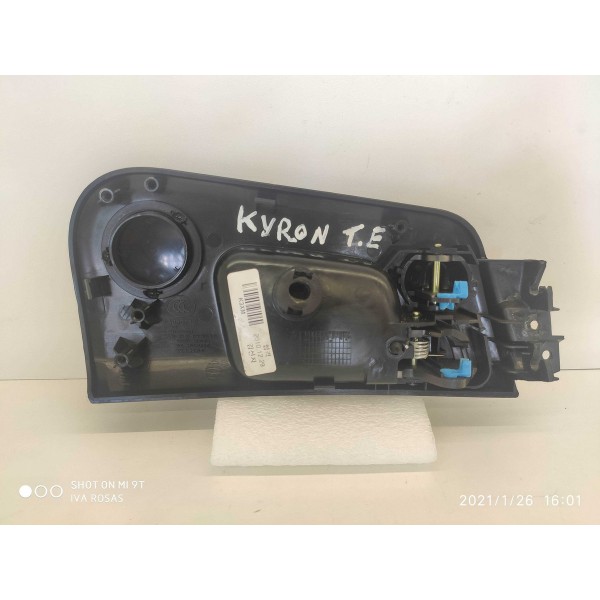 Maçaneta Interna Ssangyong Kyron Traseira Esquerda 2009/2012 Preto Traseira