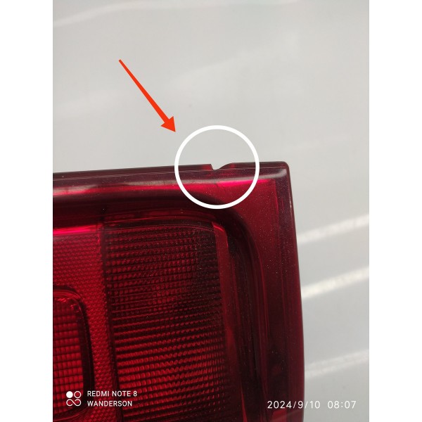 Lanterna Amarok Direita 2010/2016 Det 2h1945096b Direito/passageiro Vermelho