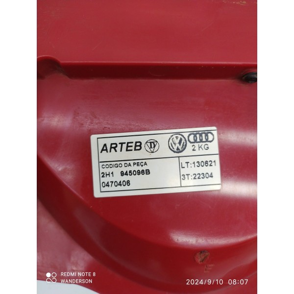 Lanterna Amarok Direita 2010/2016 Det 2h1945096b Direito/passageiro Vermelho