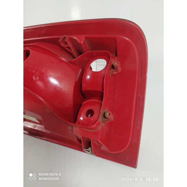 Lanterna Amarok Esquerda 2010/2016 0460399 Esquerdo/motorista Vermelho