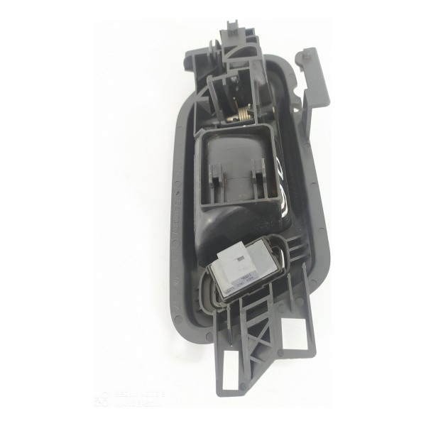 Maçaneta Botao Trava Amarok Dianteira Esq 11/23 2h08371130 Preto