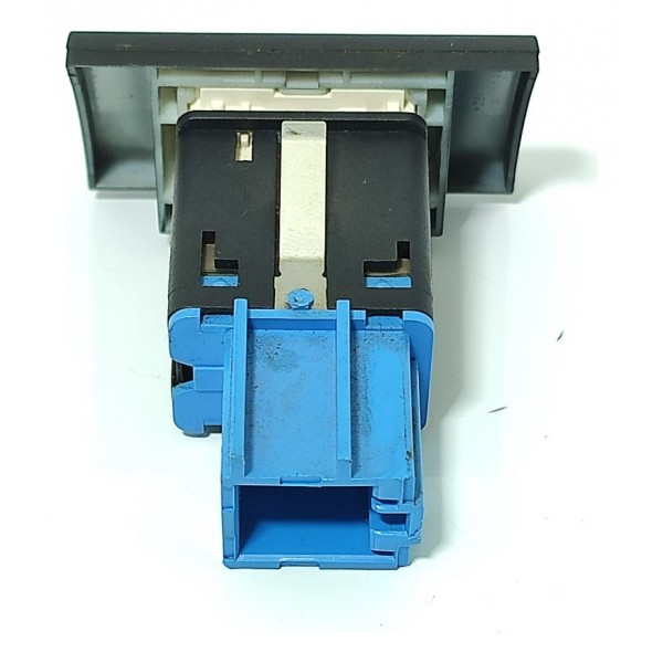 Botão Luz Caçamba Amarok 2011/2023 2h5959917e