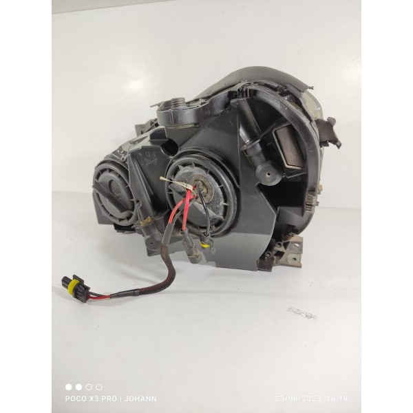 Farol Mercedes C180 Direito Completo 2012/2014 A2048205059 Direito/passageiro