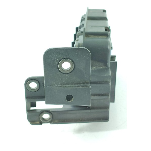 Caixa Fusivel Externa Bmw X5 2013 2014 2015 2016/2018 6114v7