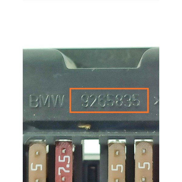 Caixa Fusivel Externa Bmw X5 2013 2014 2015 2016/2018 6114v7