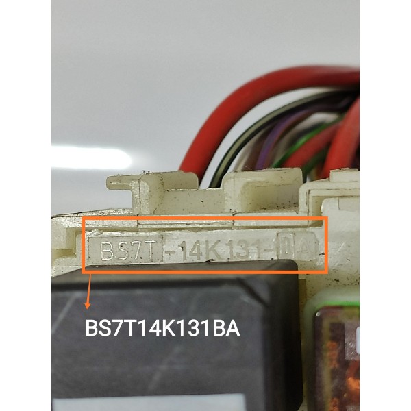 Caixa Fusivel Externa Evoque 2011/2016 Bs7t14k131ba