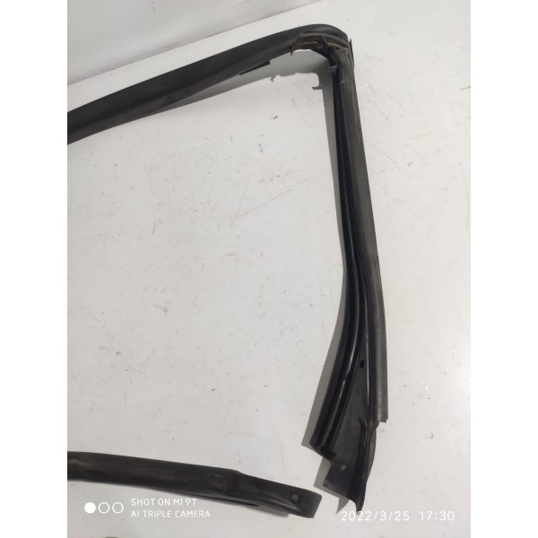 Guarnicao Parabrisa Mercedes Slk 200 350 Amg 2005 2011