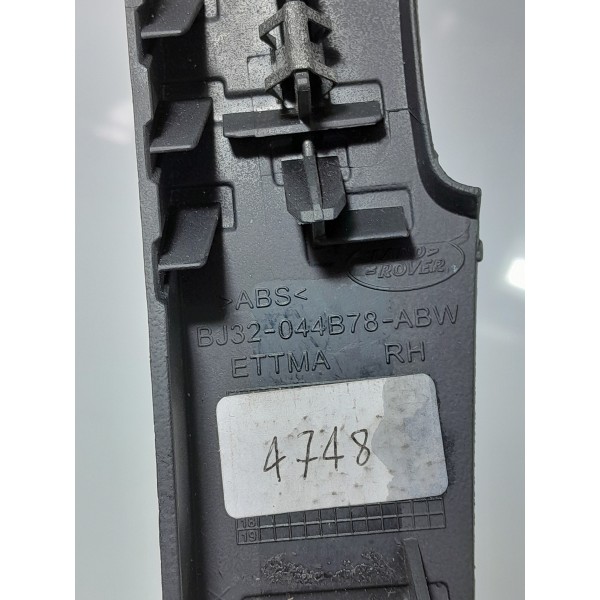 Acabamento Console Evoque Direito 2010/2020 Bj32044b78abw