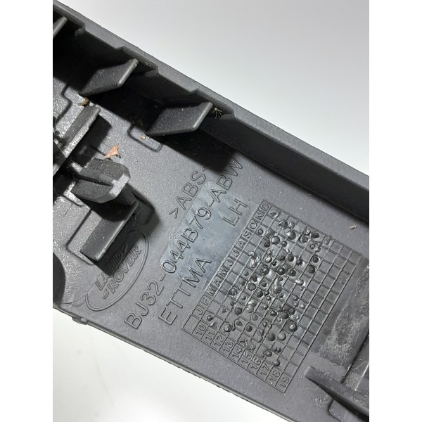 Acabamento Console Evoque Esquerdo 2010/2020 Bj32044b79abw