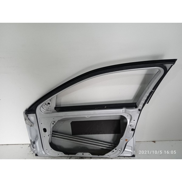 Porta Mercedes C180 Dianteira Direita 2008/2014 Dianteira Direita Prateado