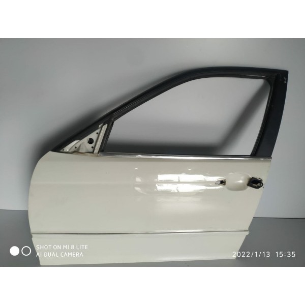 Porta Dianteira Esquerda  Bmw 320 323 3281998/2004 Dianteira Esquerda Branco