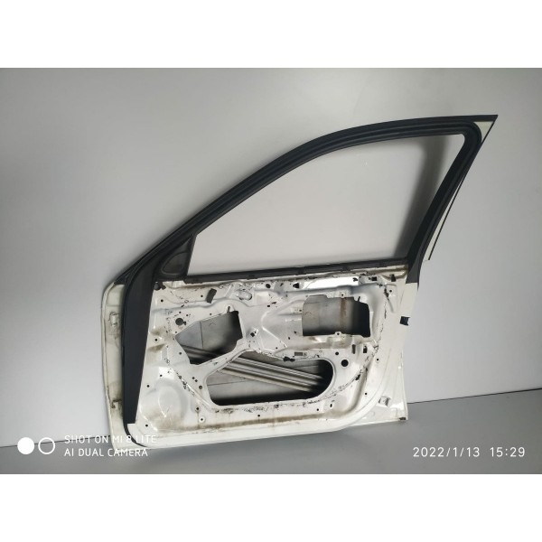 Porta Dianteira Esquerda Bmw 320 323 328 1999/2004 Dianteira Direita Branco