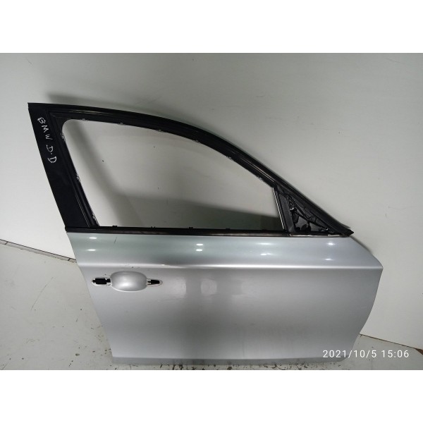 Porta Dianteira Direita Bmw 118 120 130 2005 2008 2010 2011 Dianteira Direito Prateado