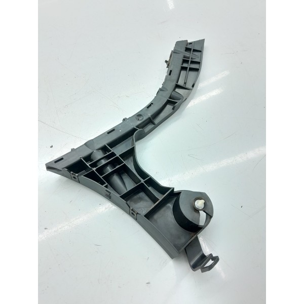 Guia Parachoque Volvo Xc60 Traseiro Dir 2008/2016 30764698